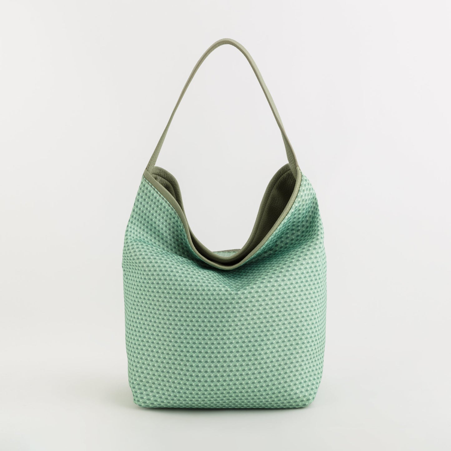 Carpisa Reversible Bag - Rhododendron – BSC5110244598A01_03 – BSC51102445