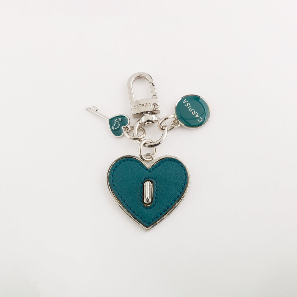 Carpisa Crna Gora – Heart lock keychain - Women's Metal Keychain – AAD59501546 – Image 1