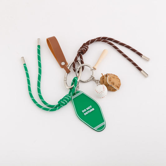 Carpisa Keychain - Playful Keychain winter – AKC9870254534801_01_basechild – AKC98702545