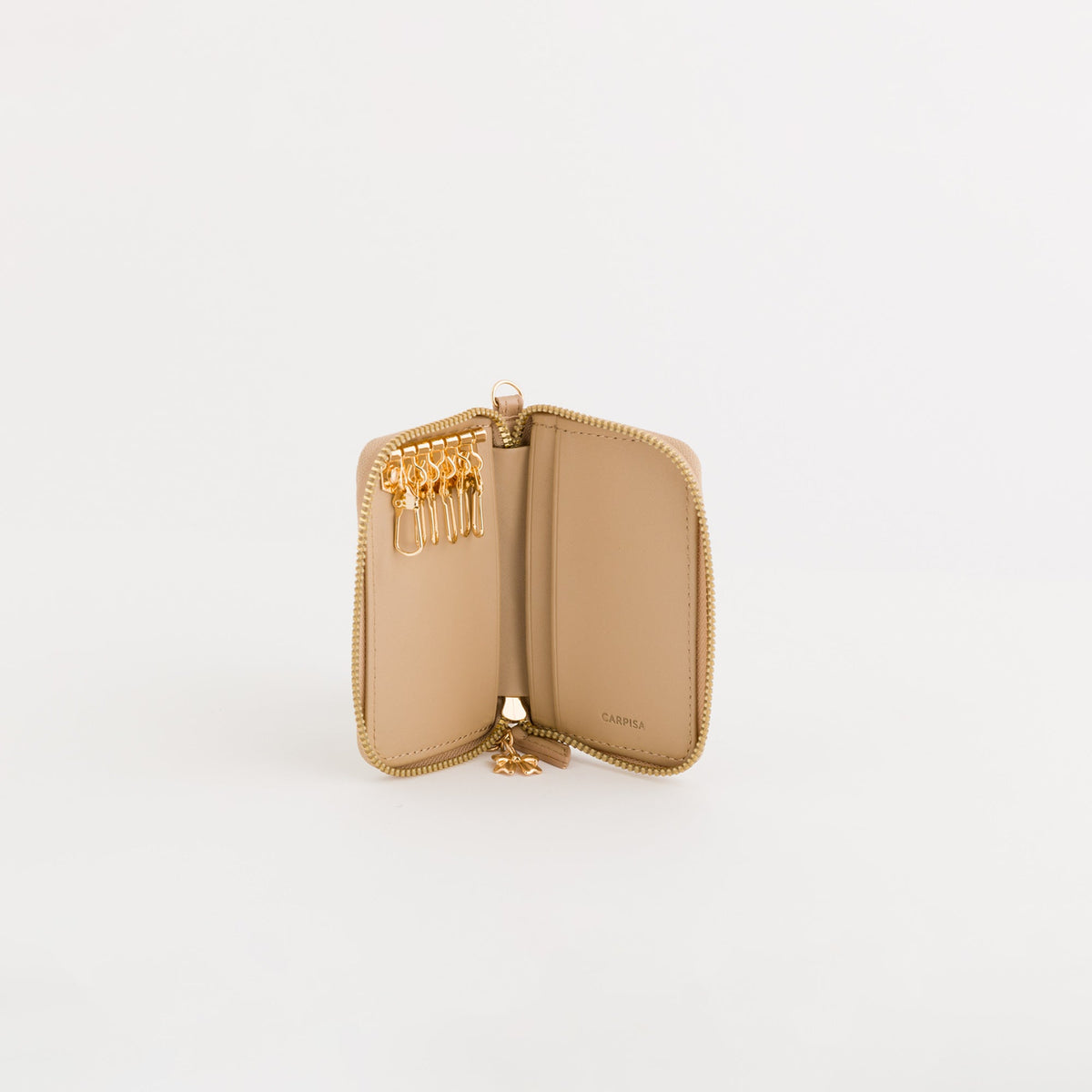 Carpisa Crna Gora – Dafne wallet v3 - Women's keychain – Sand – AKD71307546 – Image 2
