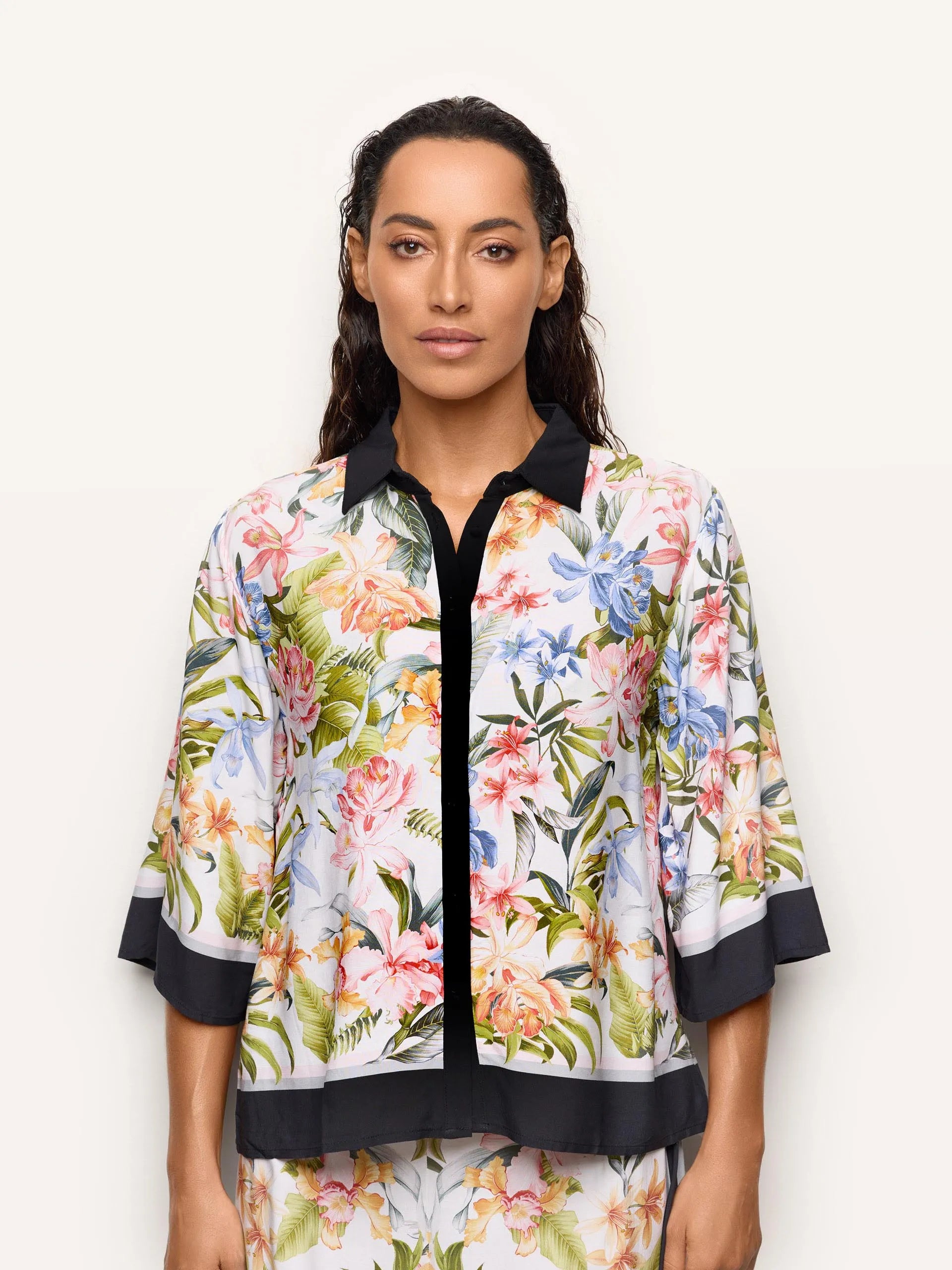 Yamamay Montenegro Blouse | AMAD192003_128_02.jpg