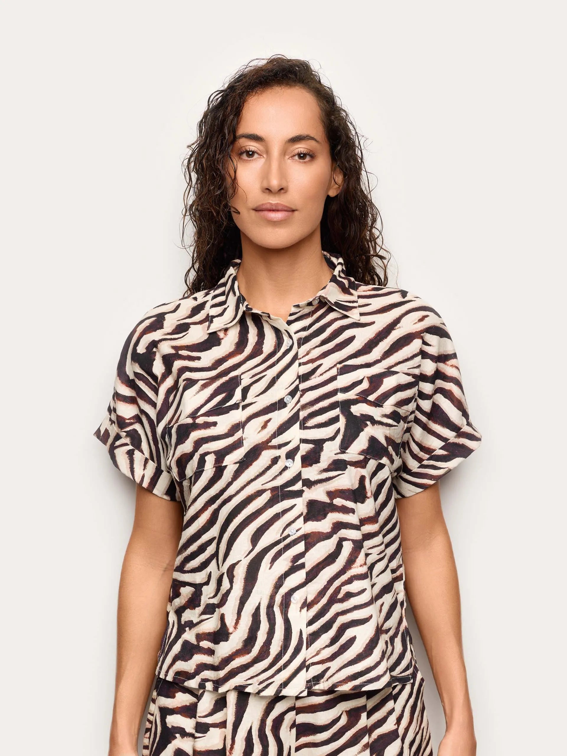 Yamamay Montenegro Blouse | AMAD192004_128_02.jpg