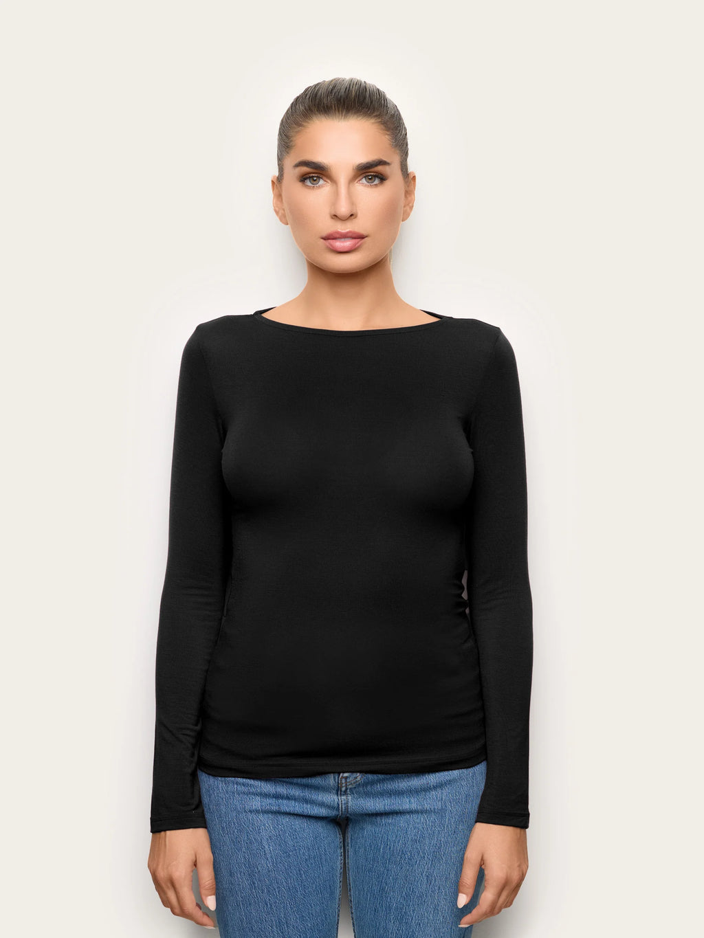Yamamay Montenegro Long-sleeve boat neck T-shirt | AMAD193002072_02_a3326ced-9f8a-43c9-8394-4198a5e32f59.jpg