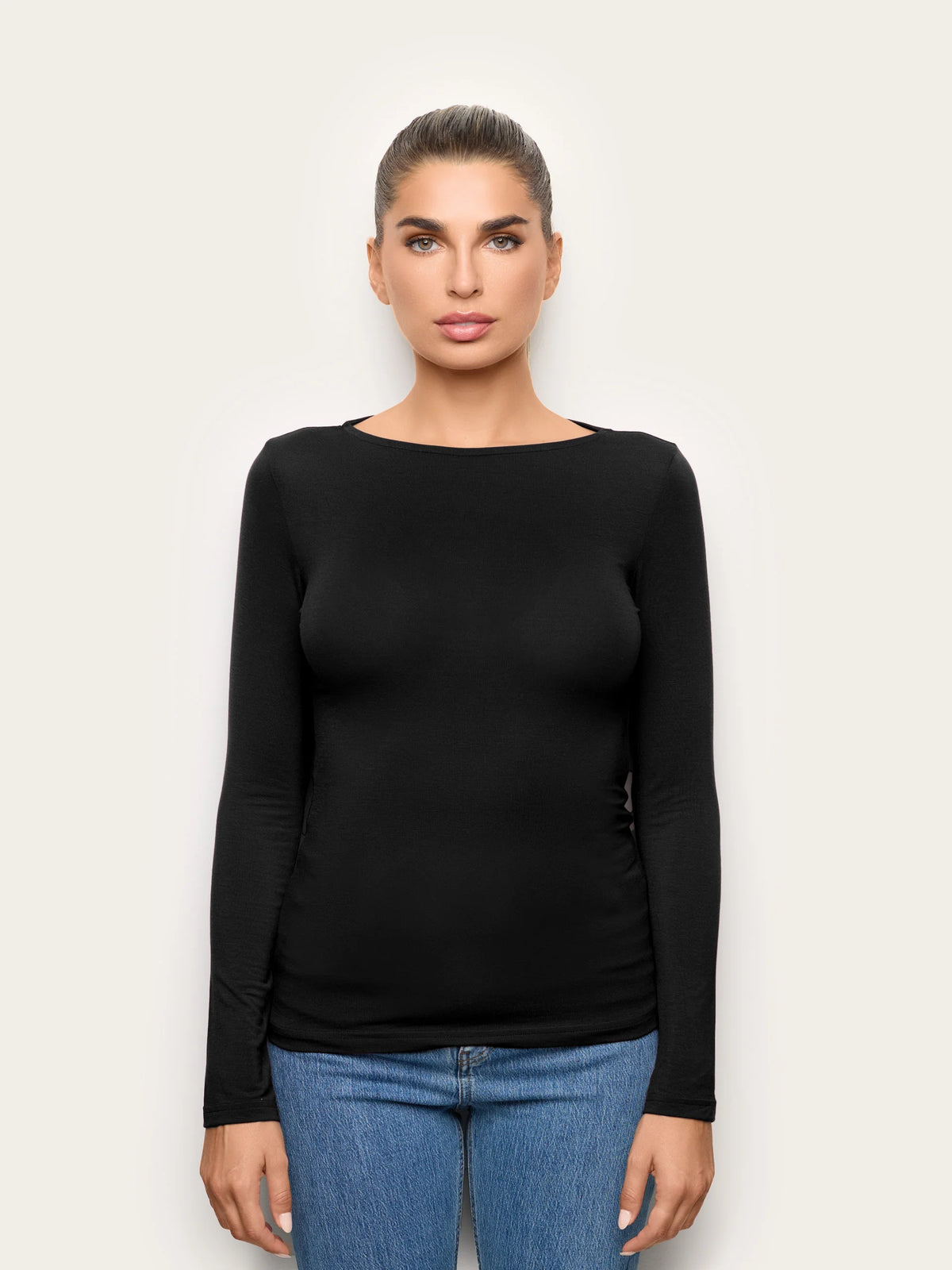 Yamamay Montenegro Long-sleeve boat neck T-shirt | AMAD193002072_02_a3326ced-9f8a-43c9-8394-4198a5e32f59.jpg