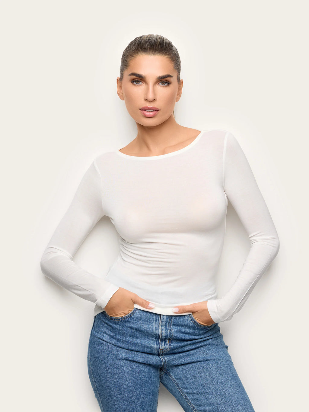 Yamamay Montenegro Long-sleeve boat neck T-shirt | AMAD193002096_01_bb1df8e2-d184-47e2-97ac-0003a476b7a2.jpg