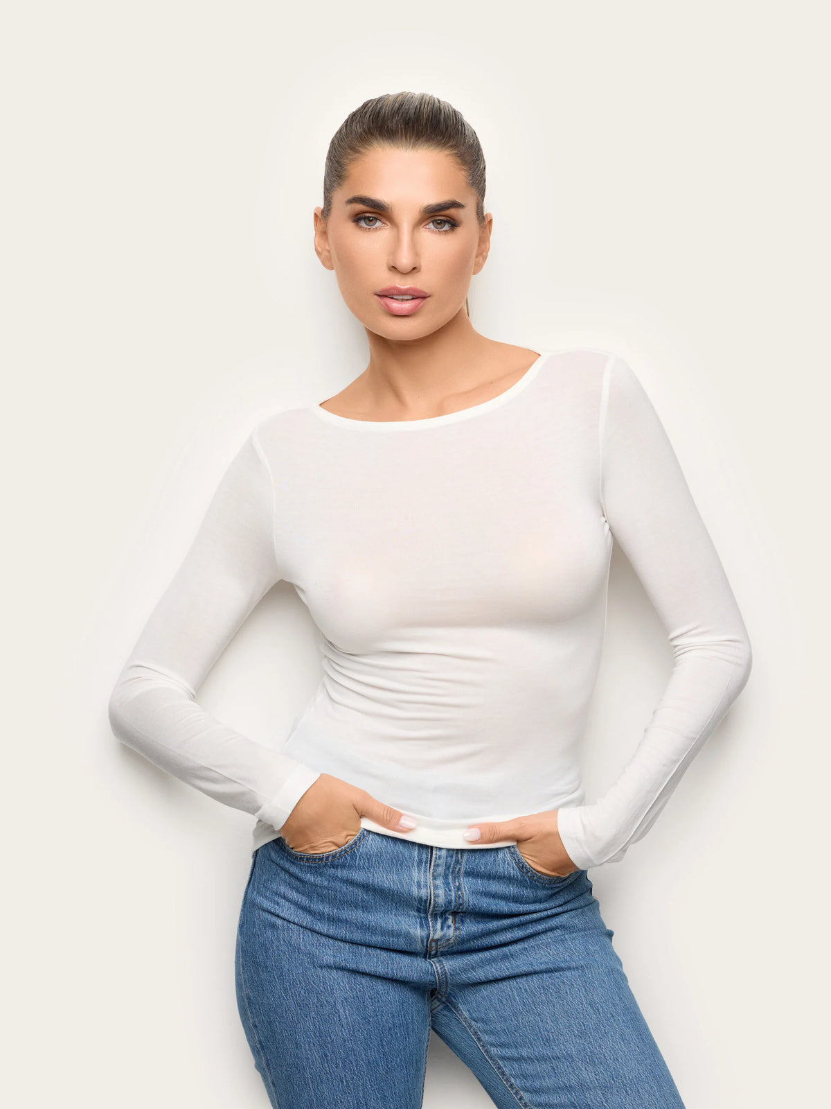 Yamamay Montenegro Long-sleeve boat neck T-shirt | AMAD193002096_01_bb1df8e2-d184-47e2-97ac-0003a476b7a2.jpg