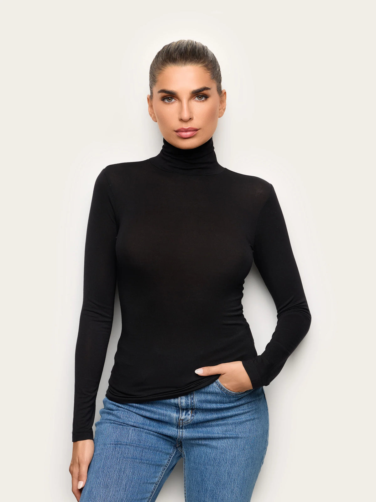 Yamamay Montenegro T-shirt | AMAD193003072_01_d34a7f78-878a-4413-9f77-e67d67b69c3f.jpg