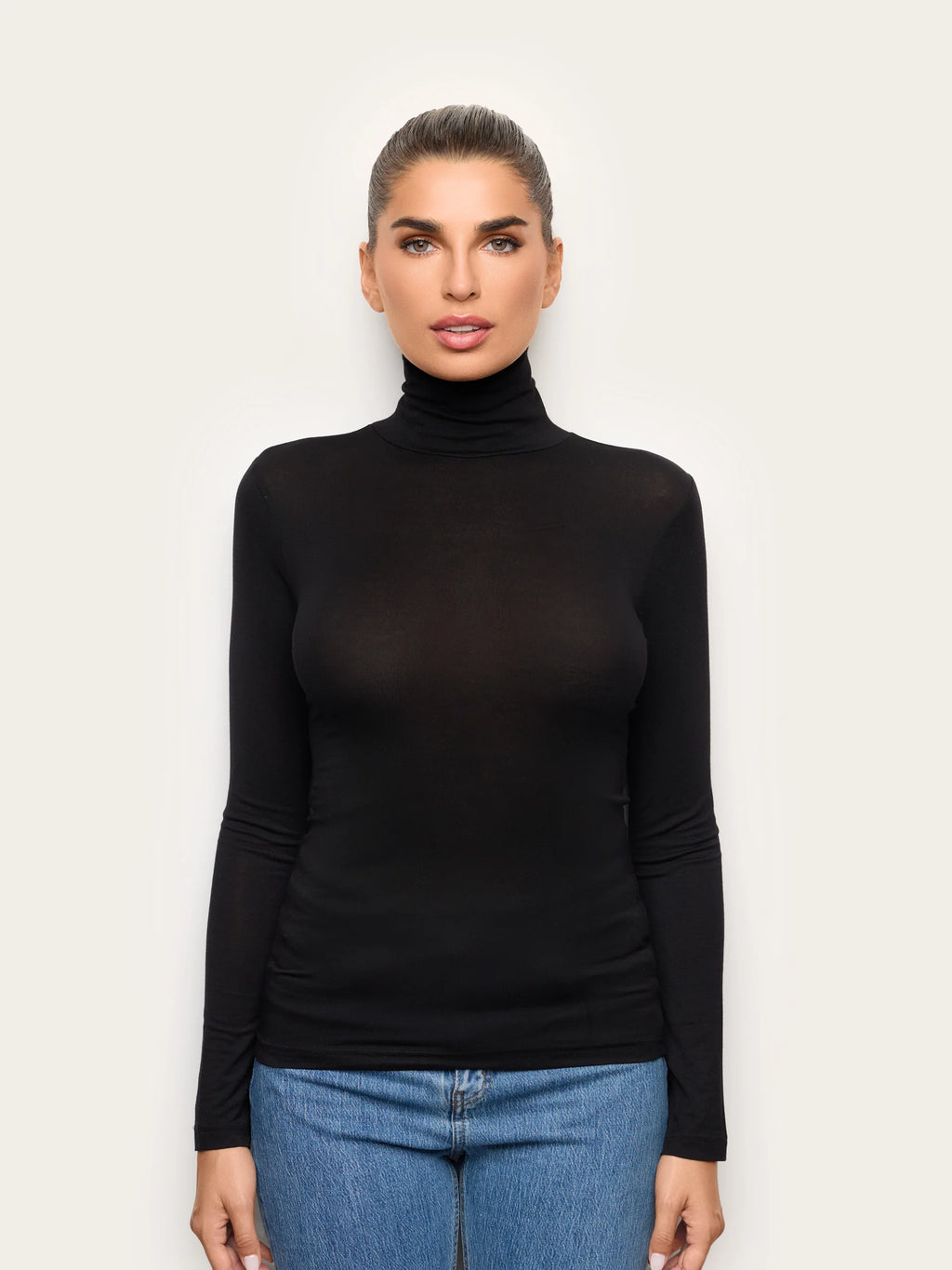Yamamay Montenegro T-shirt | AMAD193003072_02_a69e3f77-4154-4c4a-a9c3-3b5f13255c2d.jpg