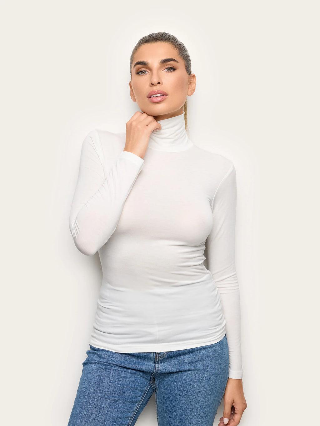 Yamamay Montenegro T-shirt | AMAD193003096_01_1cb1f901-01d2-4452-a40a-4fe2a57fa726.jpg
