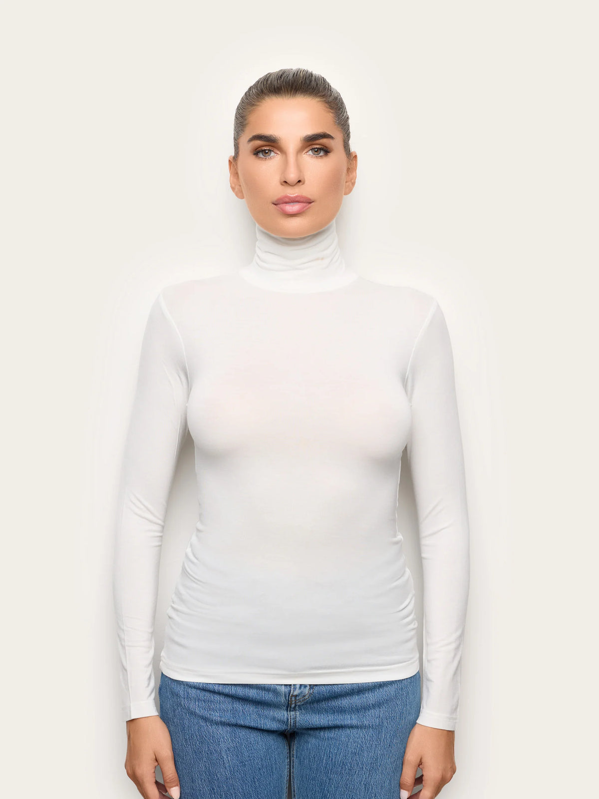Yamamay Montenegro T-shirt | AMAD193003096_02_7f3035dd-720b-41fd-8fc1-dc6e03a5edbb.jpg