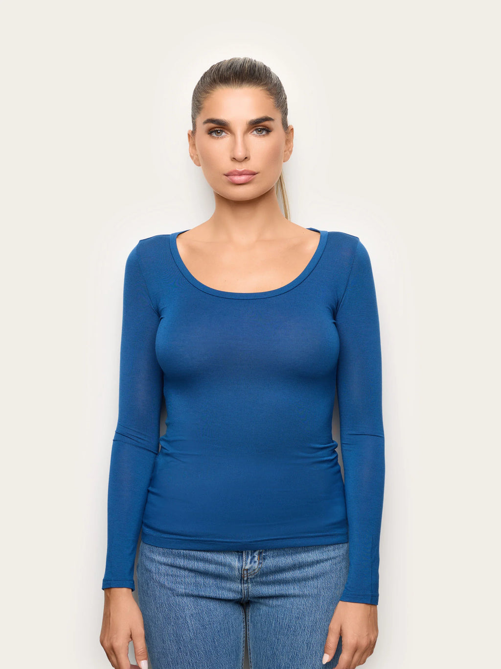 Yamamay Montenegro Long-sleeve decolte neck T-shi | AMAD193004215_02_6f23f275-d04a-4259-86de-ed30d7fcc0dd.jpg