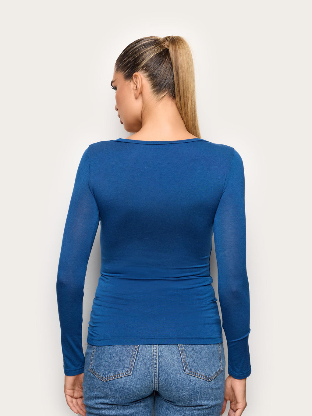 Yamamay Montenegro Long-sleeve decolte neck T-shi | AMAD193004215_05_12fa775e-475a-4d22-85ad-2dfa6d8f3cb7.jpg