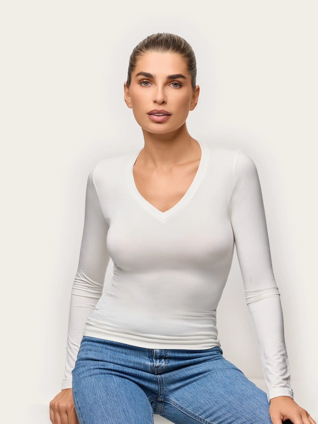 Yamamay Montenegro Long-sleeve v neck T-shirt | AMAD193006096_01.jpg