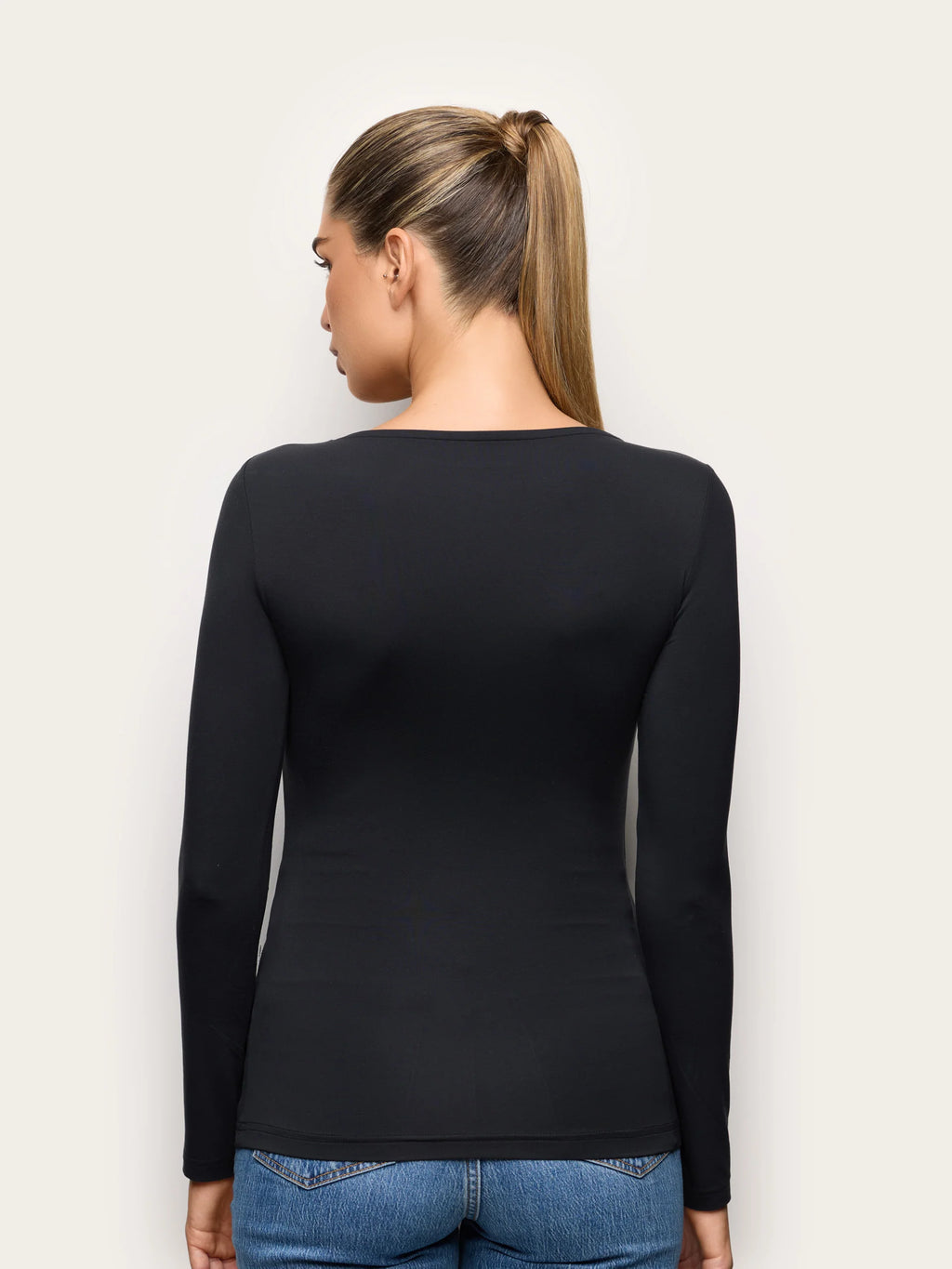 Yamamay Montenegro Long-sleeve boat neck T-s | AMAD193007072_05.jpg