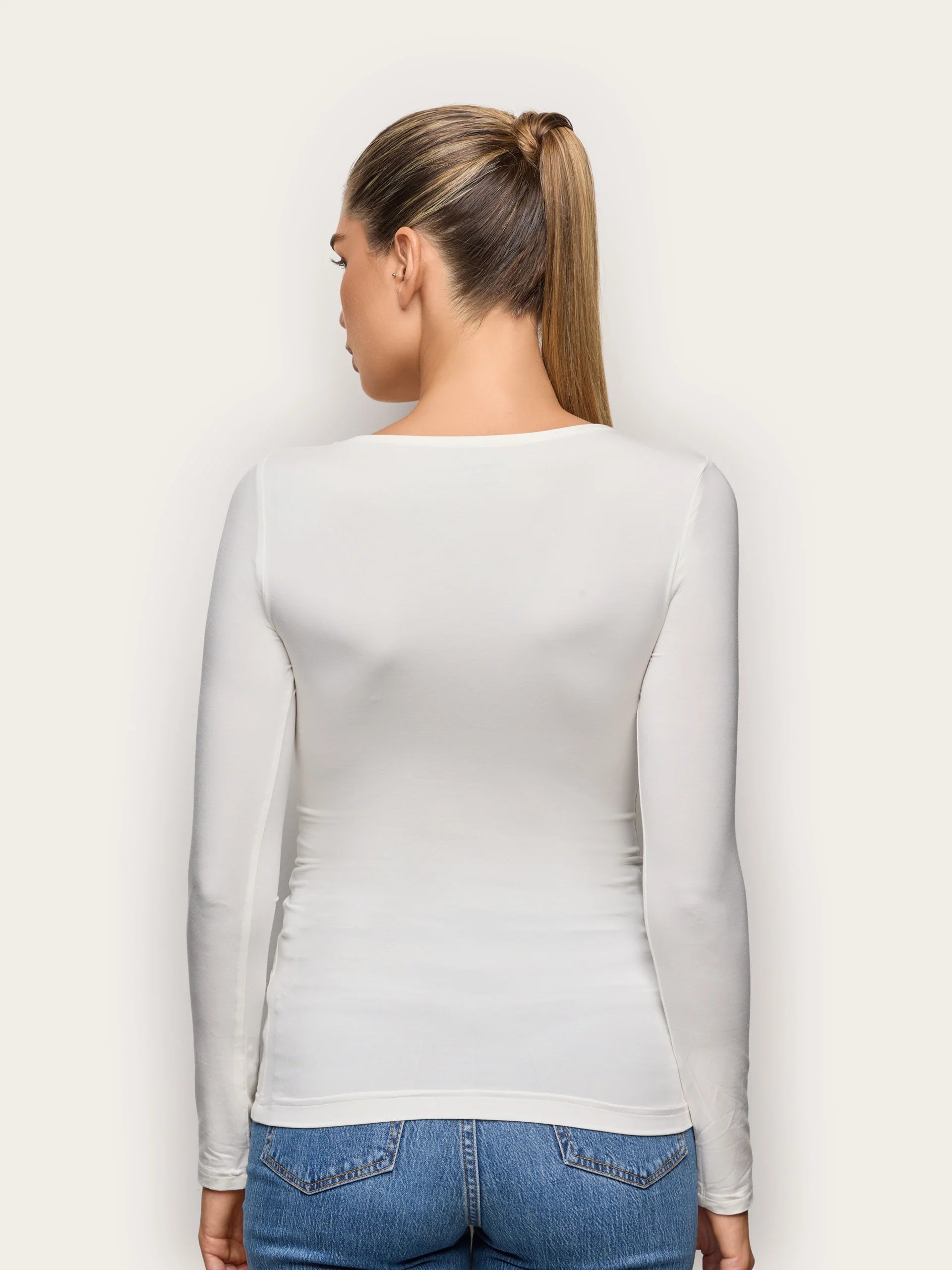 Yamamay Montenegro Long-sleeve boat neck T-s | AMAD193007096_05.jpg