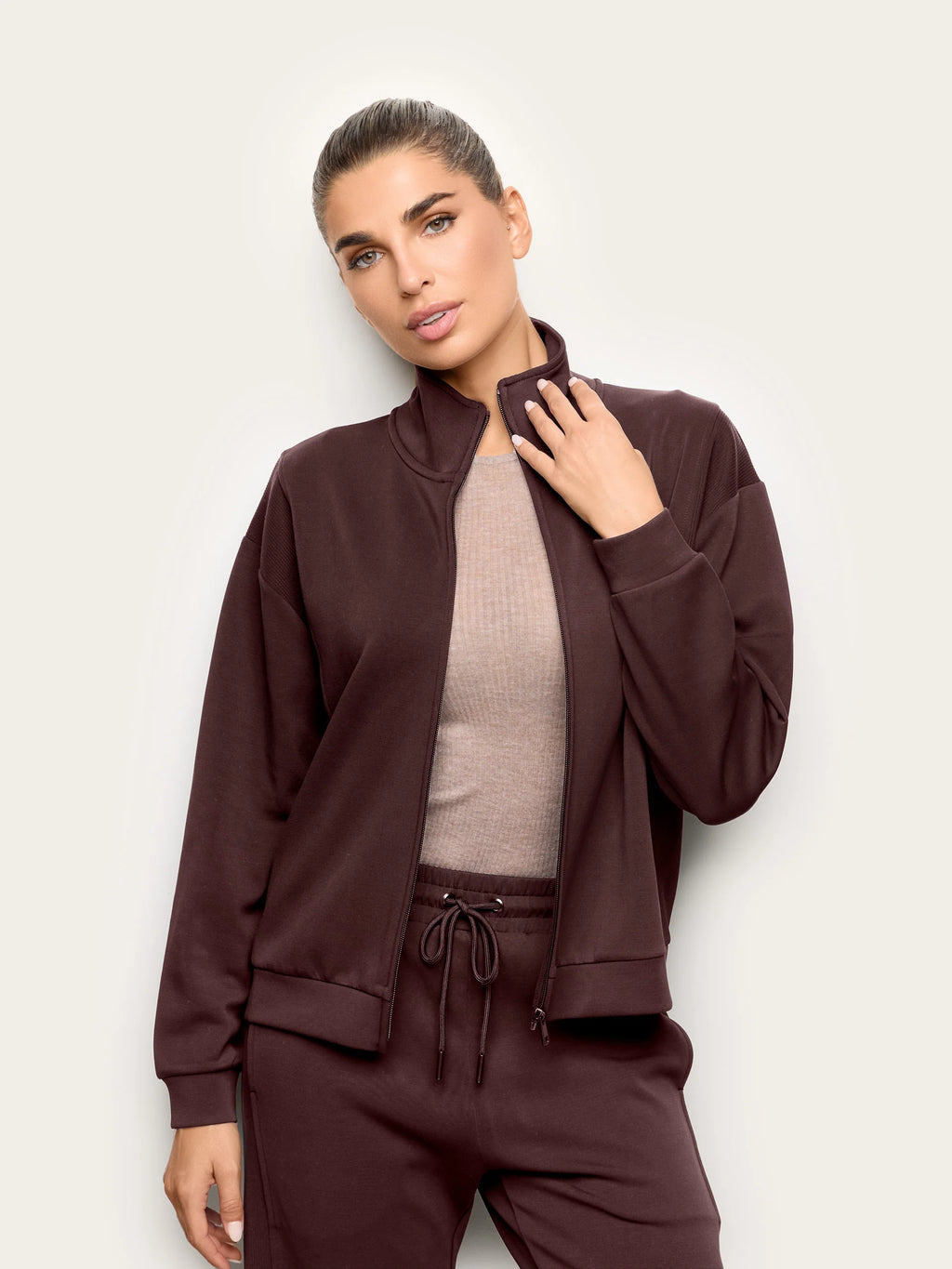 Yamamay Montenegro Sweatshirt | AMAD193018770_01_575829cd-925b-4cf8-932a-f8ad897561b6.jpg