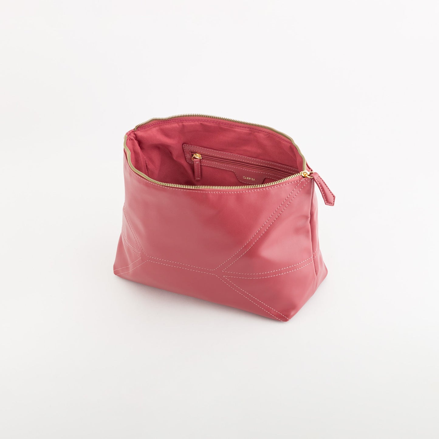 Necessary accessory  -  T bag necessaire