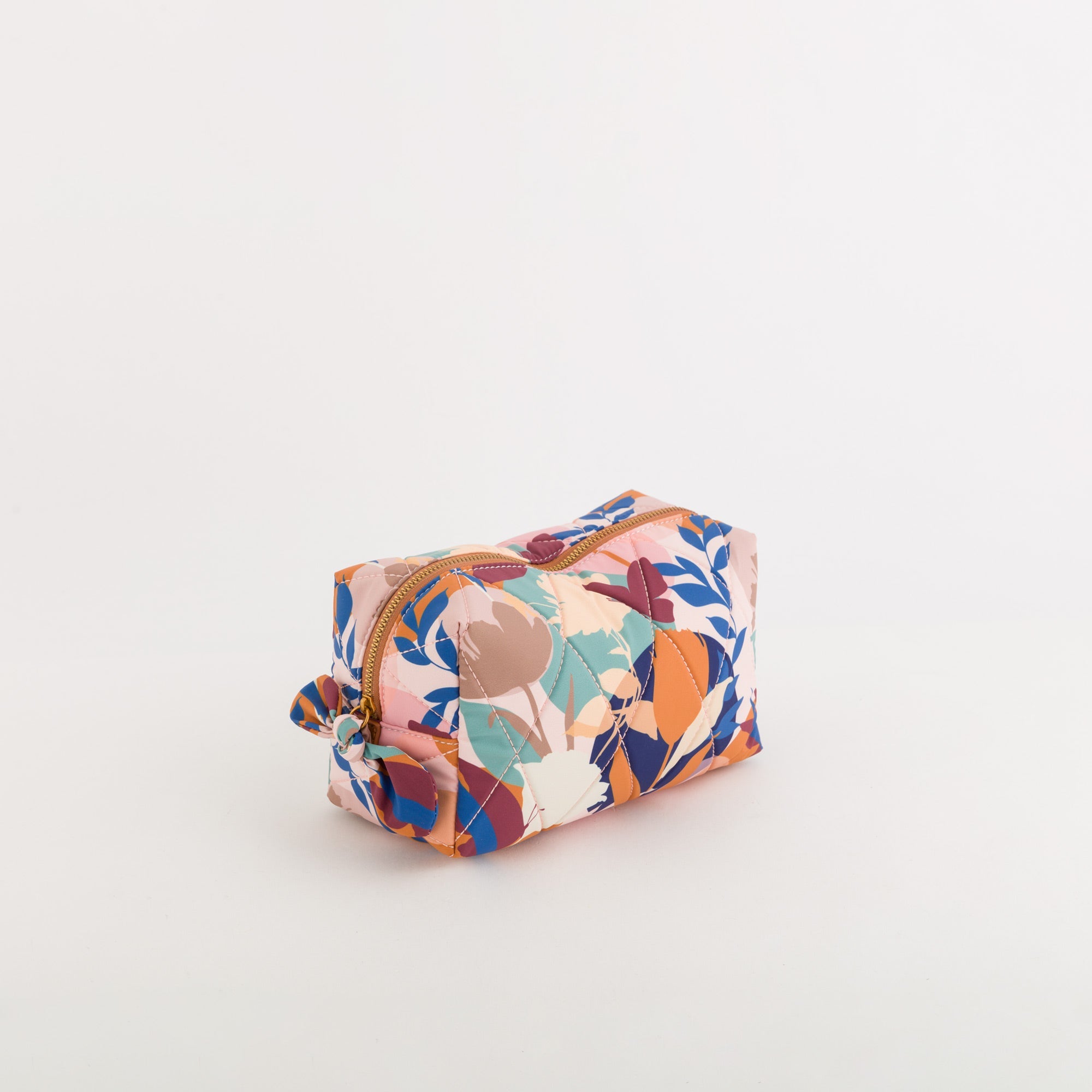 Carpisa Crna Gora – Areta beauty - Women's toiletry bag – Pink/Multicolour – AND38501446 – Image 1