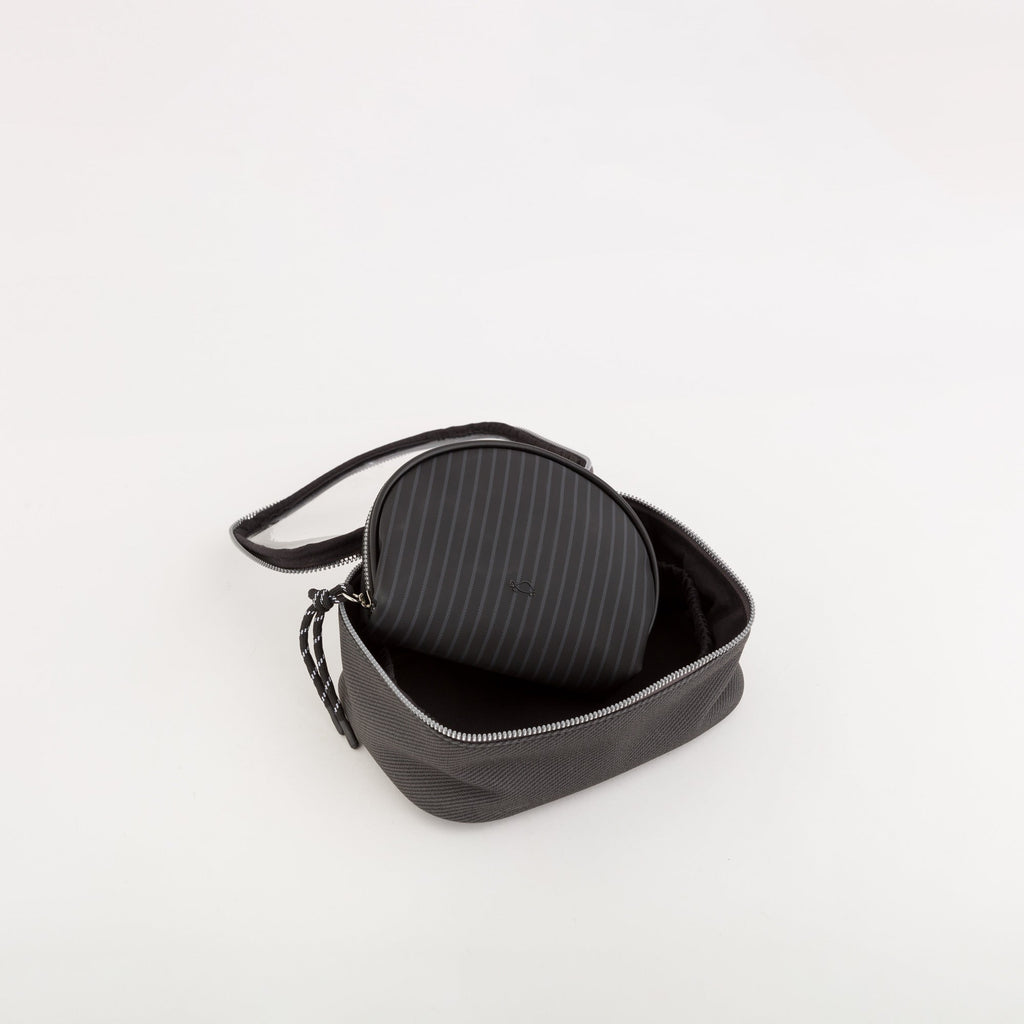 Carpisa Crna Gora – Gabriela beauty - Women's toiletry bag – AND38702446 – Image 2