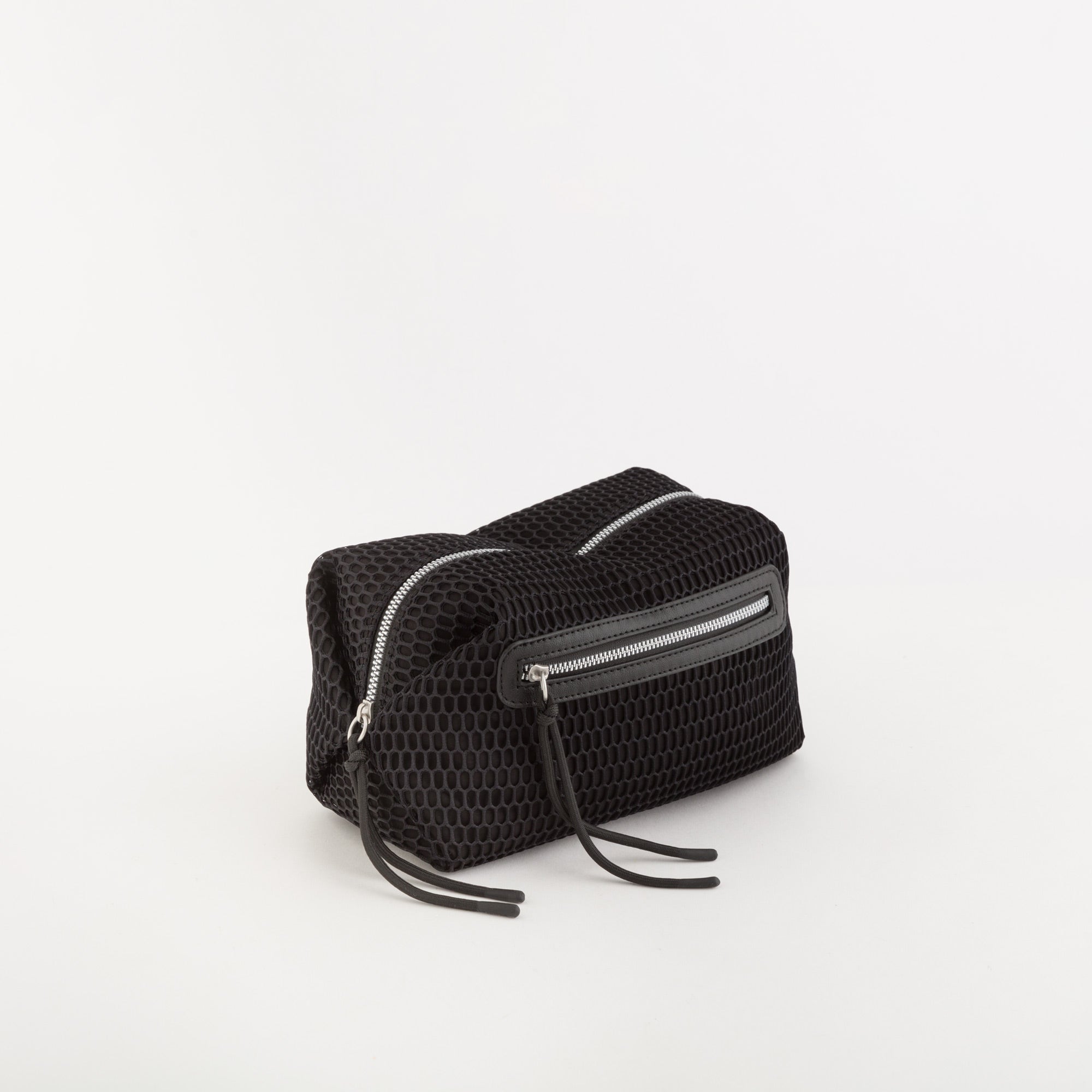 Carpisa Crna Gora – Aryna beauty - Women's toiletry bag – AND38801446 – Image 1