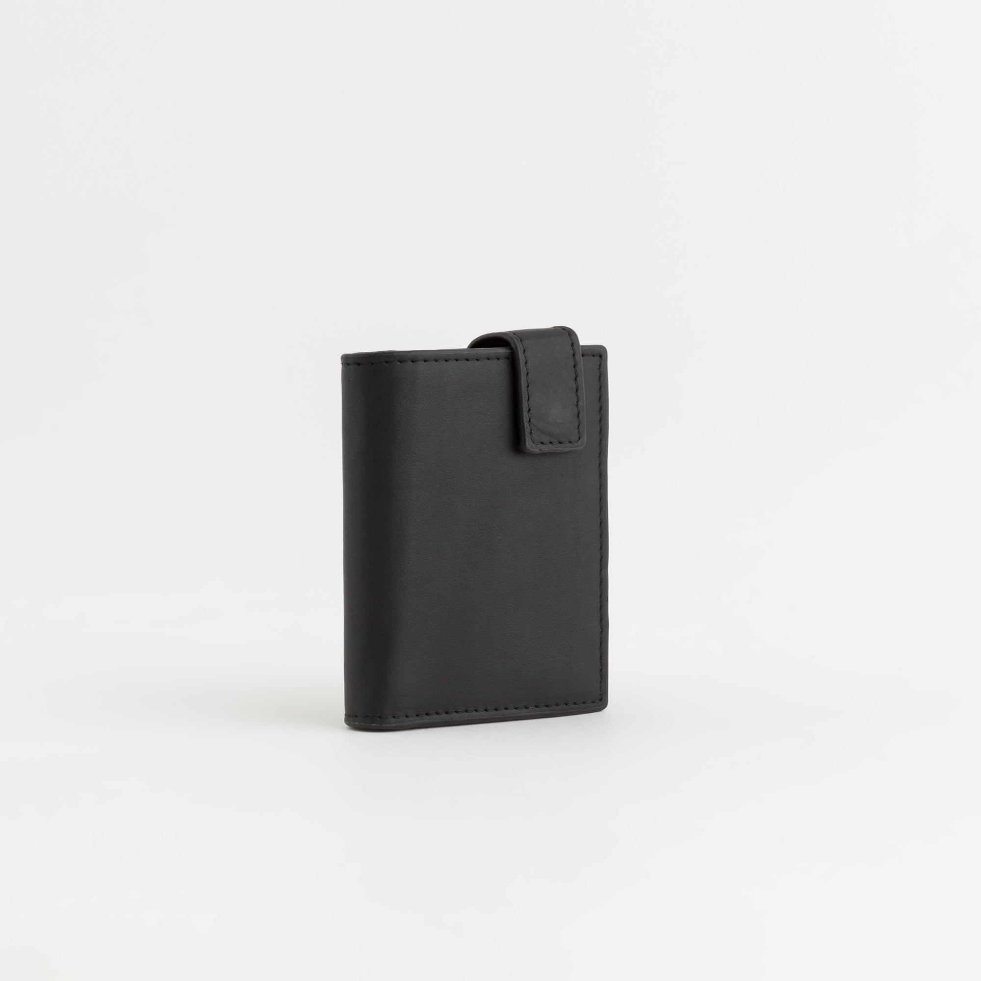 Carpisa Montenegro – Ilasy new - Men's Credit Card Holder – APC05102943 – Image 1 |k=APC0510294300101_01_basechild_30fbc867-ca14-467e-9fb9-ef76797c3149
