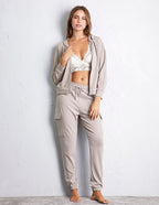 Full-long_trousers_Easy_Living