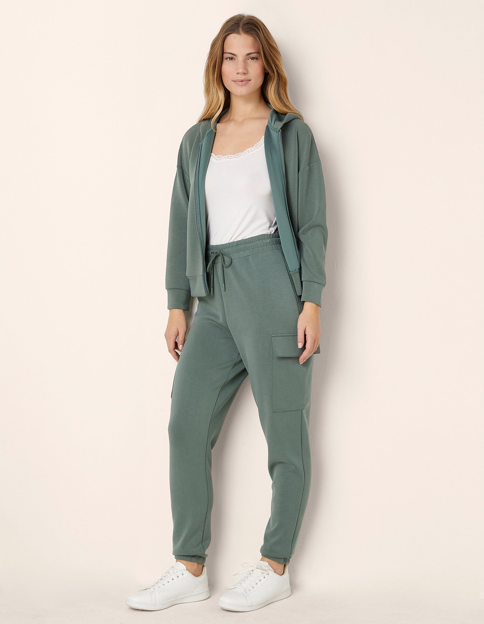 Full_long trousers_Easy Living _Yamamay Albania