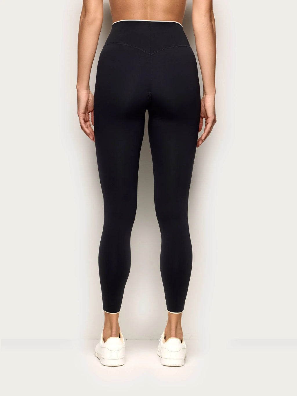 Yamamay Montenegro Leggings | APMD191002_072_04.jpg