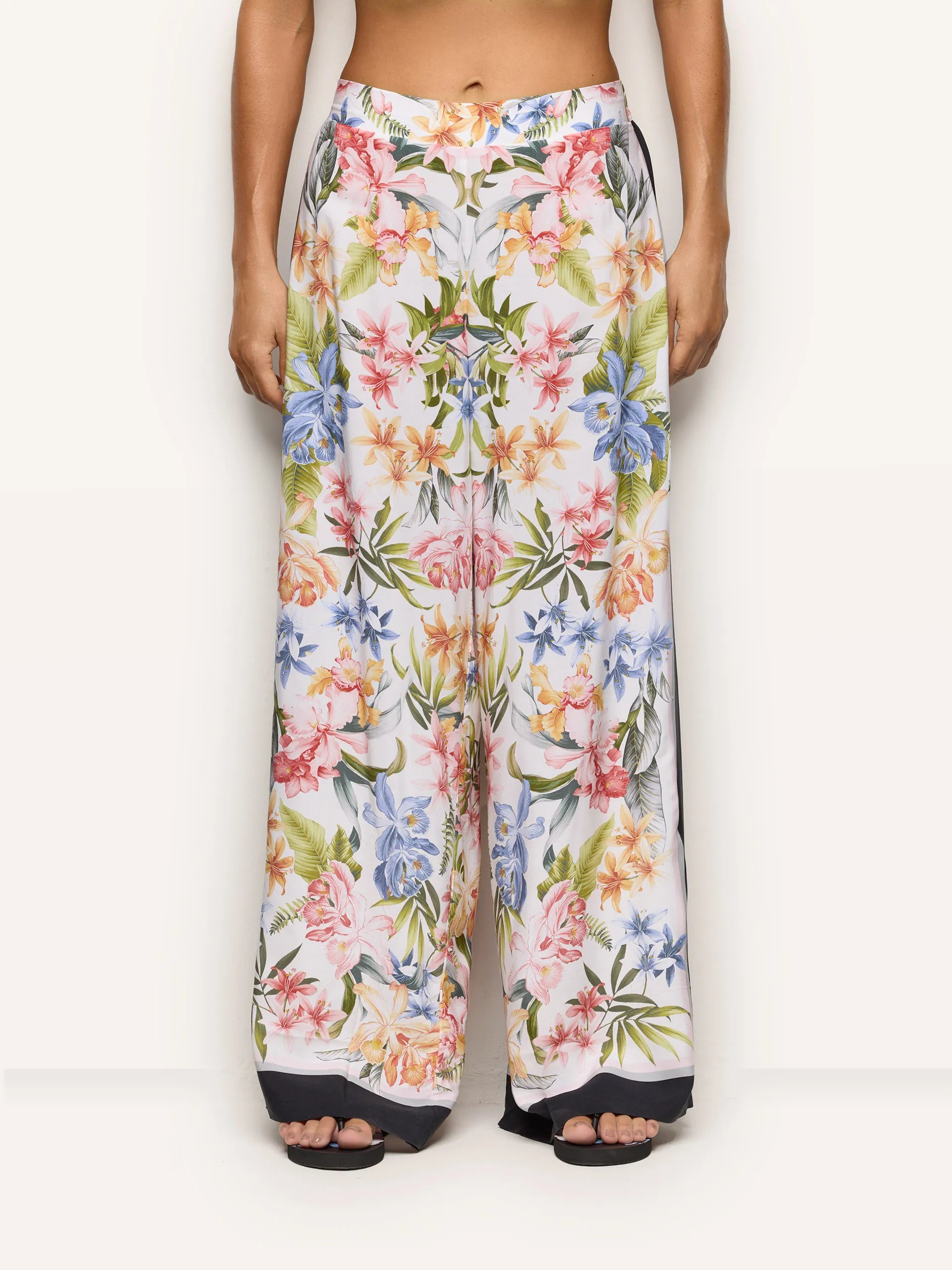 Yamamay Montenegro Full-long trousers | APMD192003_128_02.jpg