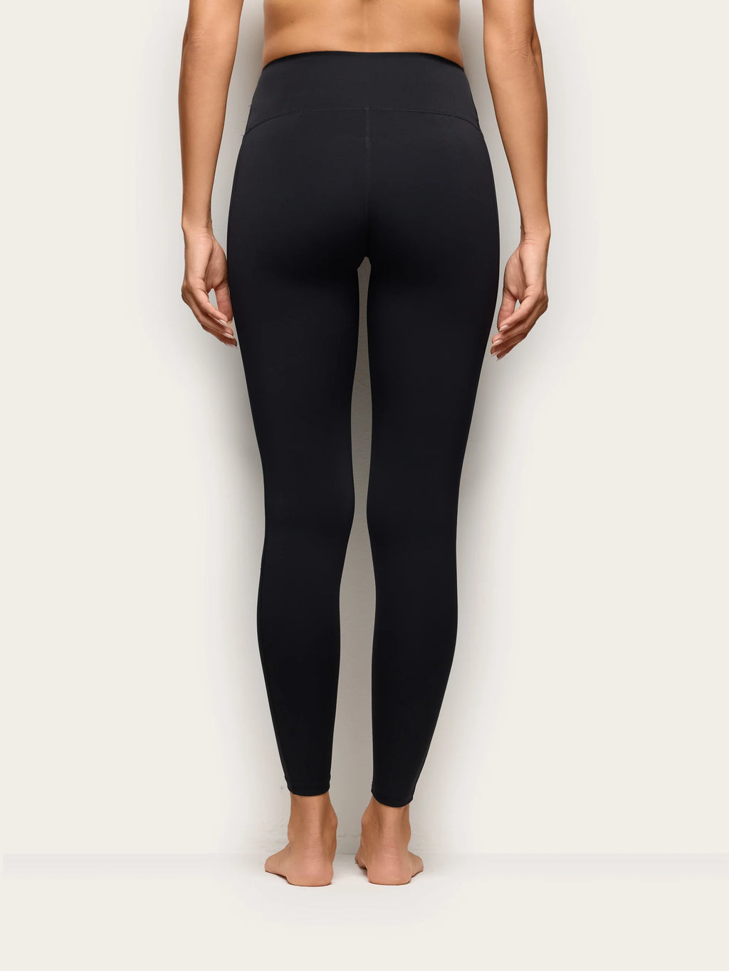 Yamamay Montenegro Leggings | APMD193004072_05_16a27b88-df52-4e5f-b151-bcb8e3d985a2.jpg