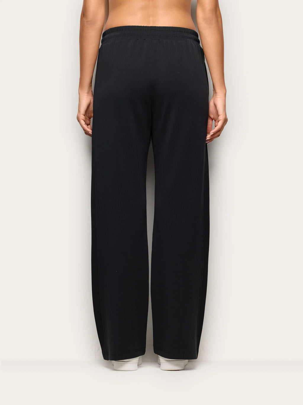 Yamamay Montenegro Full-long trousers | APMD193005072_05_470e7510-9e36-4ab0-b833-6e1b62e002f2.jpg