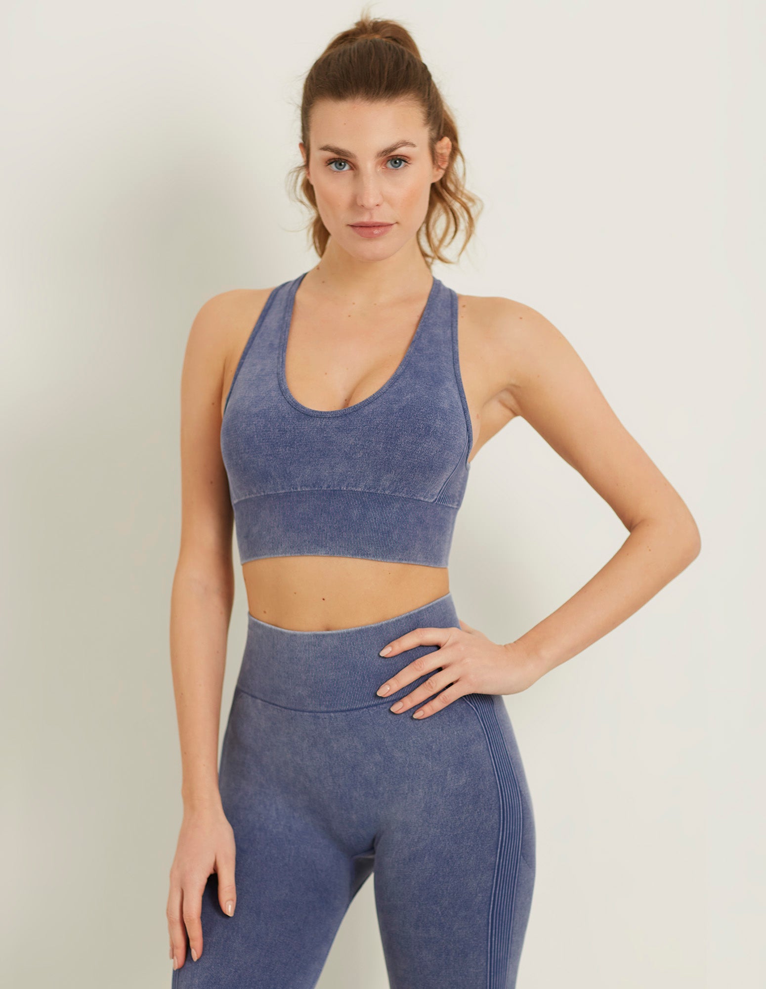 TOPS-Seamless / Yoga