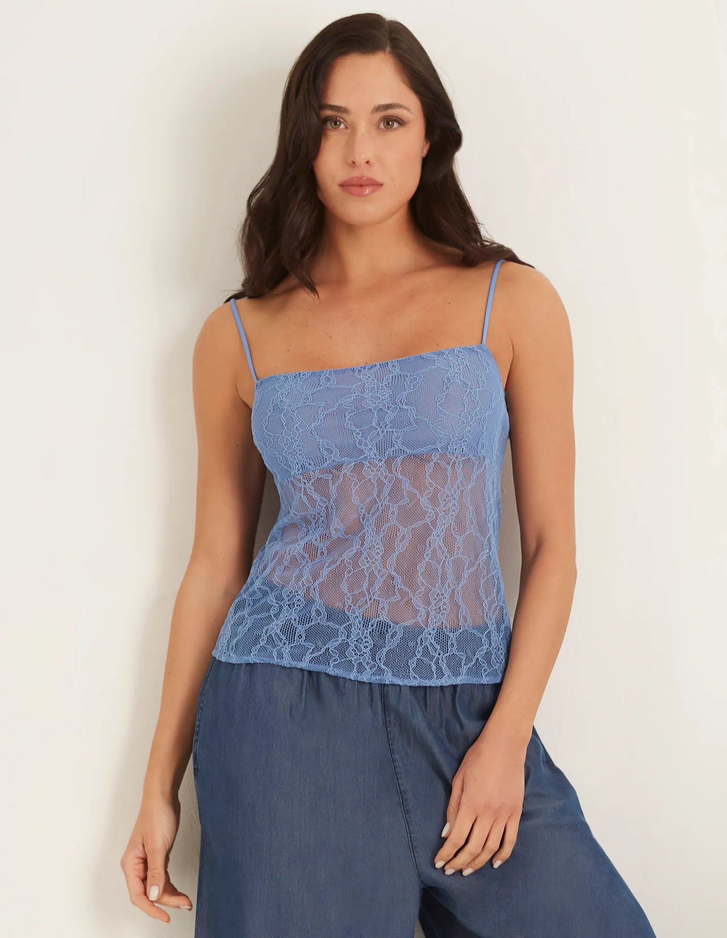 Elastic lace top with thin straps - Easy Lace