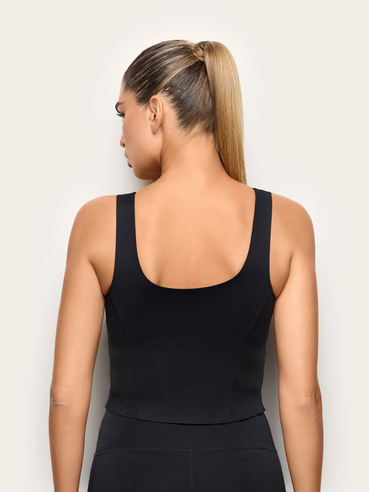 Yamamay Montenegro Vest | ATOD193005072_05_6973f57d-a4a4-4098-bd99-5ad379244978.jpg