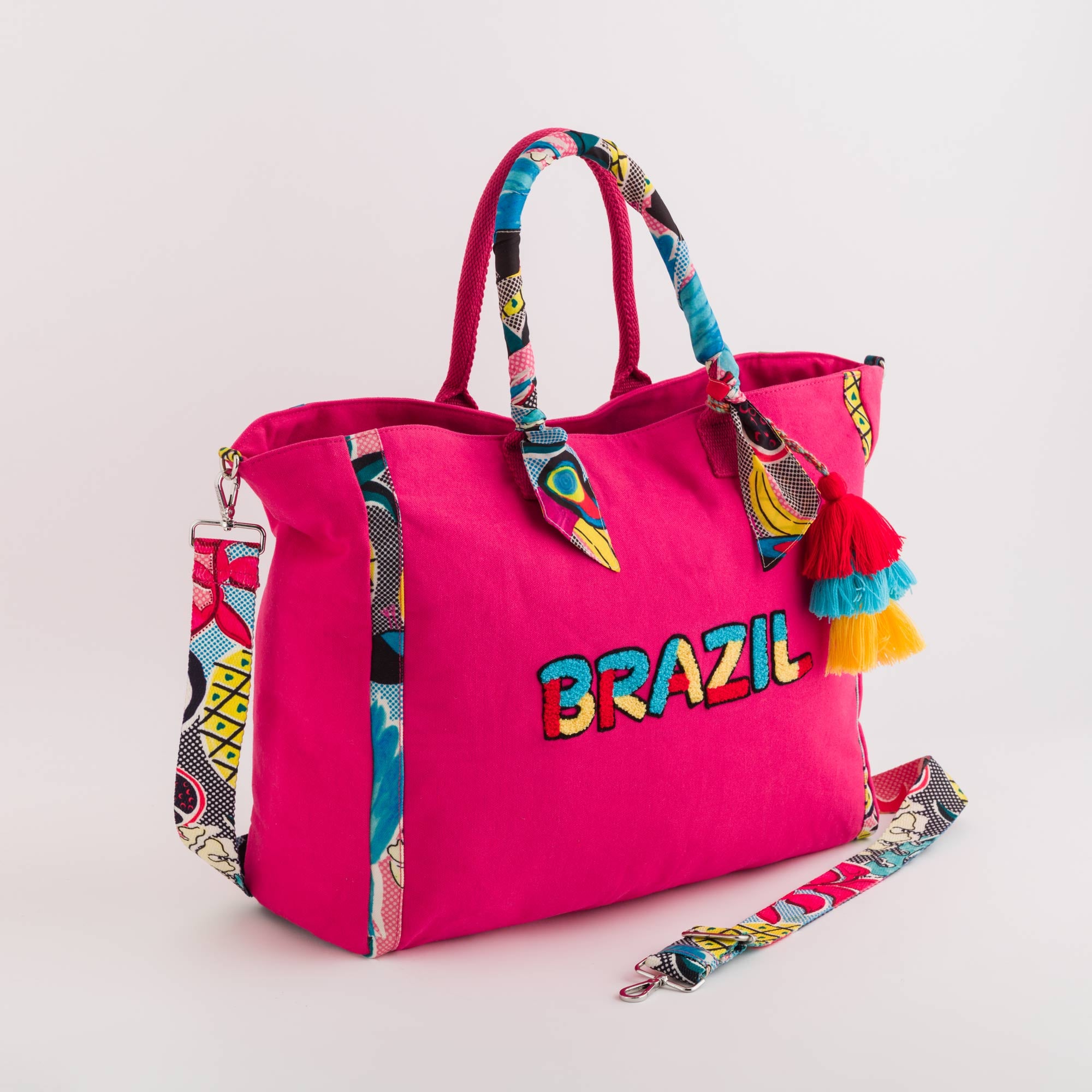 Carpisa Handbag - Brazil – BMC7720144598O01_01_basechild – BMC77201445