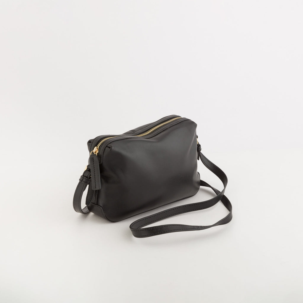 Carpisa Crna Gora – Lobelia - Women's Shoulder Bag – BPD13301546 – Image 1