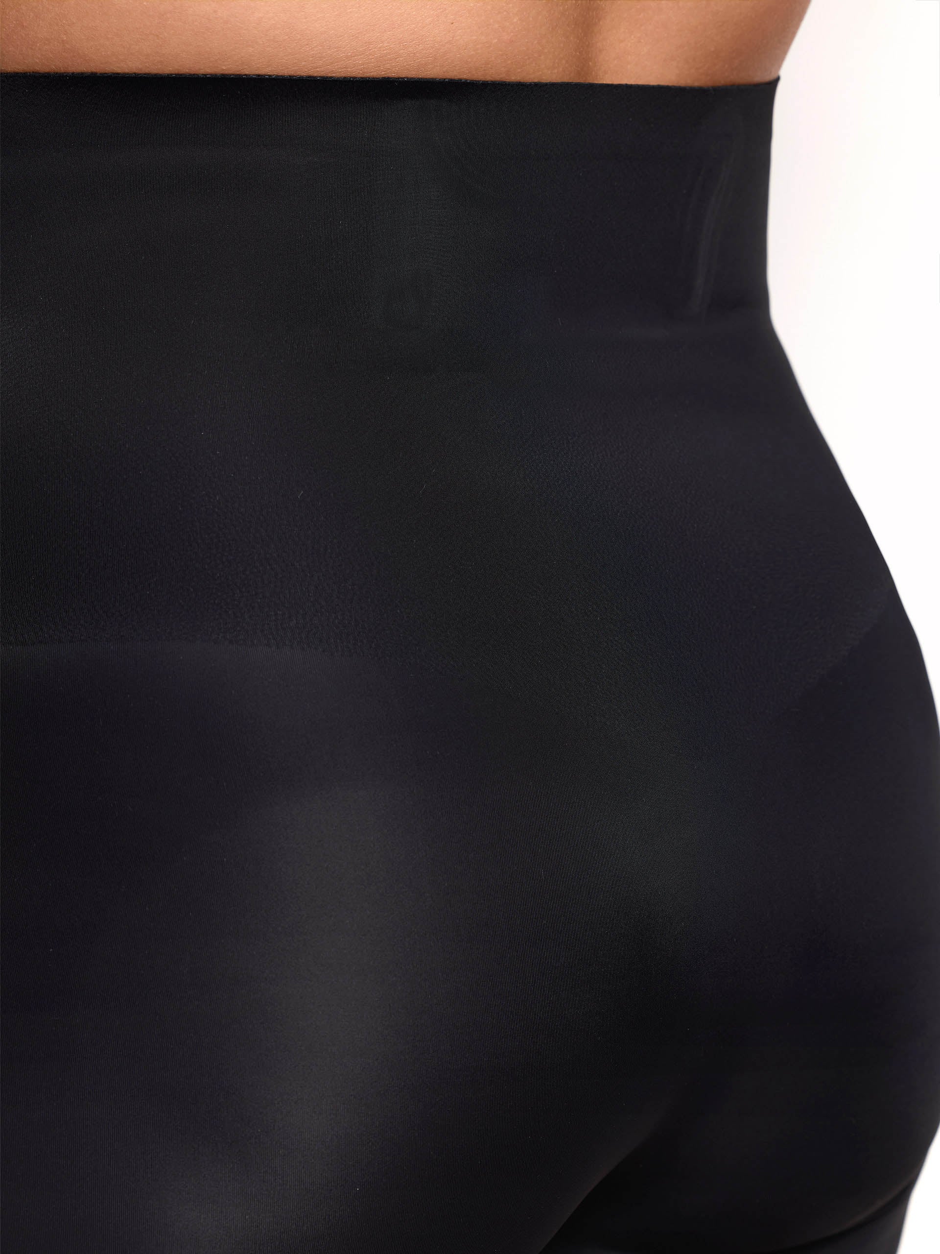 SUPERFINE SHAPING - Modelirajući šorc