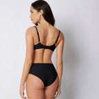 SCULPT - Balkonet grudnjak u različitim veličinama korpi