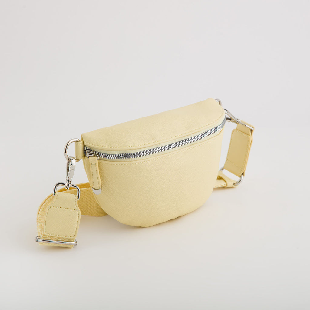 Carpisa Pouch - Dorotea plus spring – BSC7350244573401_01_basechild – BSC73502445