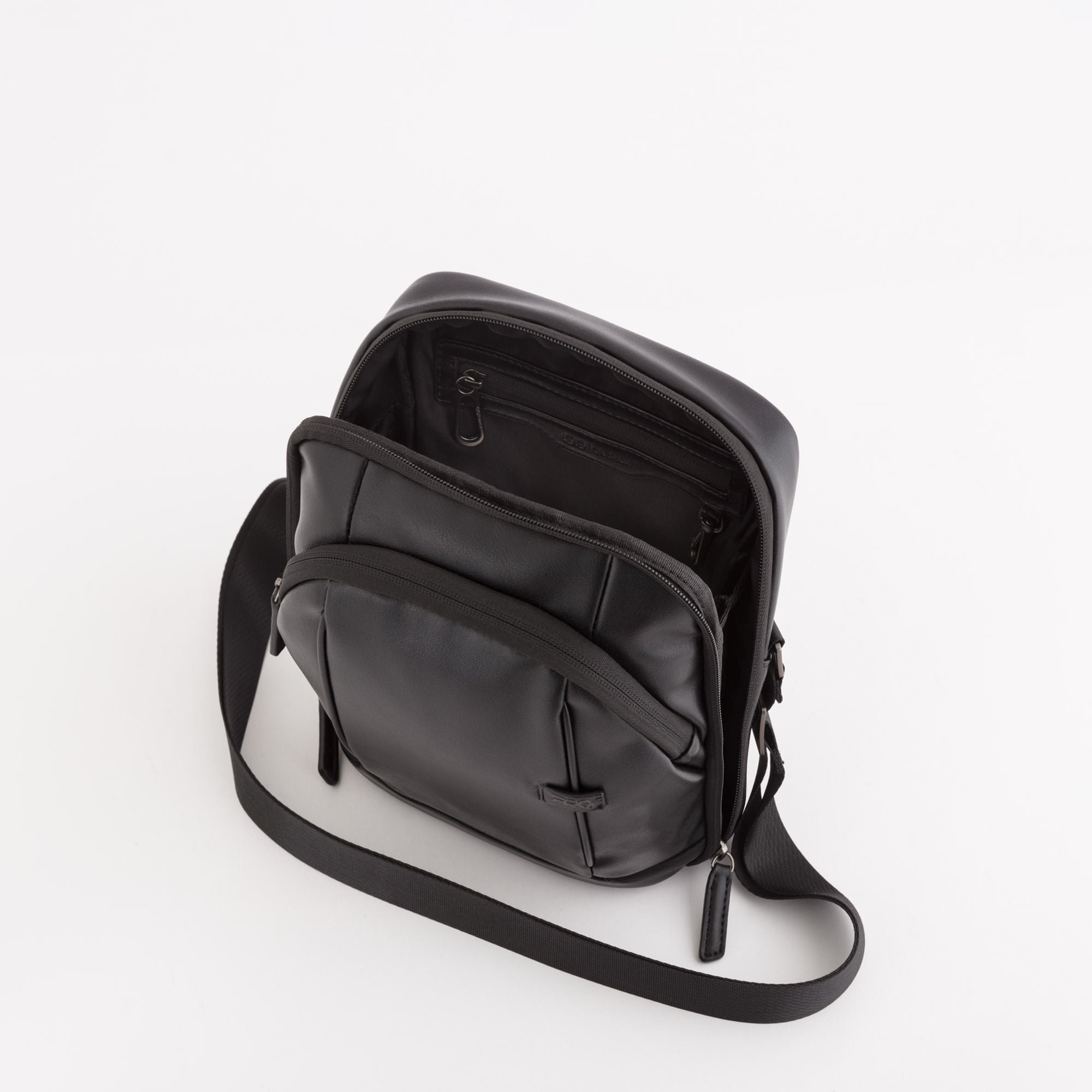Carpisa Shoulder Bag - Nexus Pro – BSC9791054500101_02 – BSC97910545