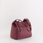 Alaska - Women's Shopping