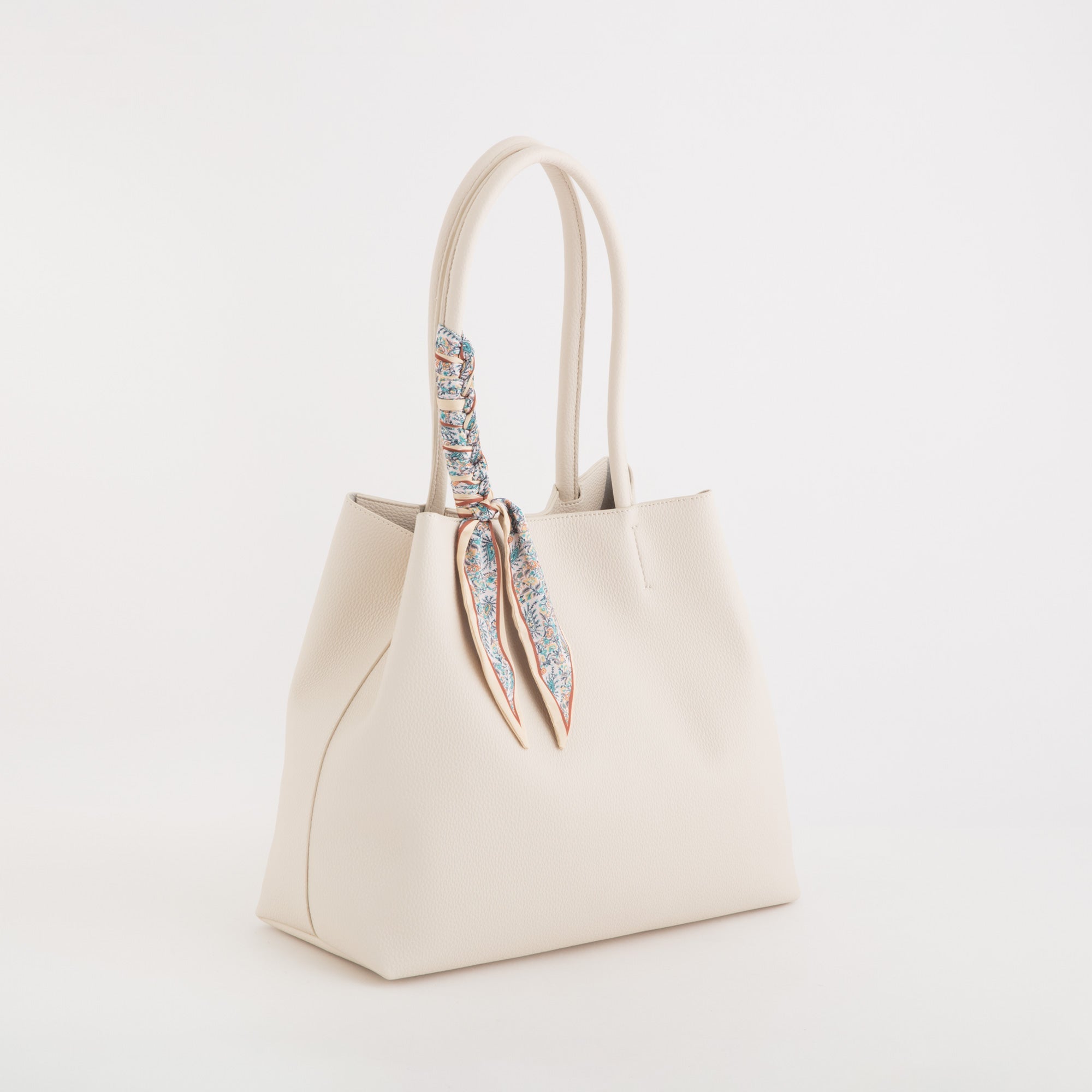 Carpisa Crna Gora – Valentina - Women's Shopping – BSD29003446 – Image 3