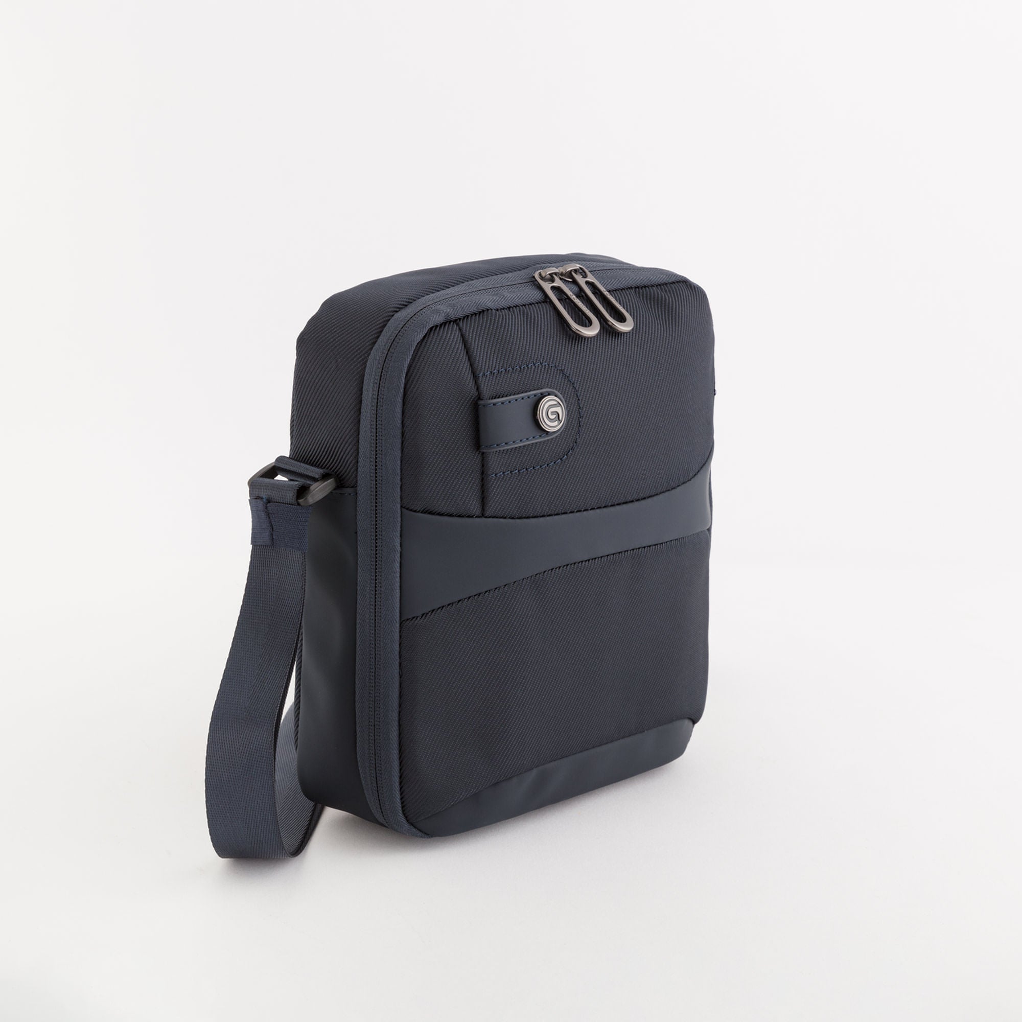 Carpisa Shoulder Bag - Be Pro – BTC8970454540201_01_basechild – BTC89704545
