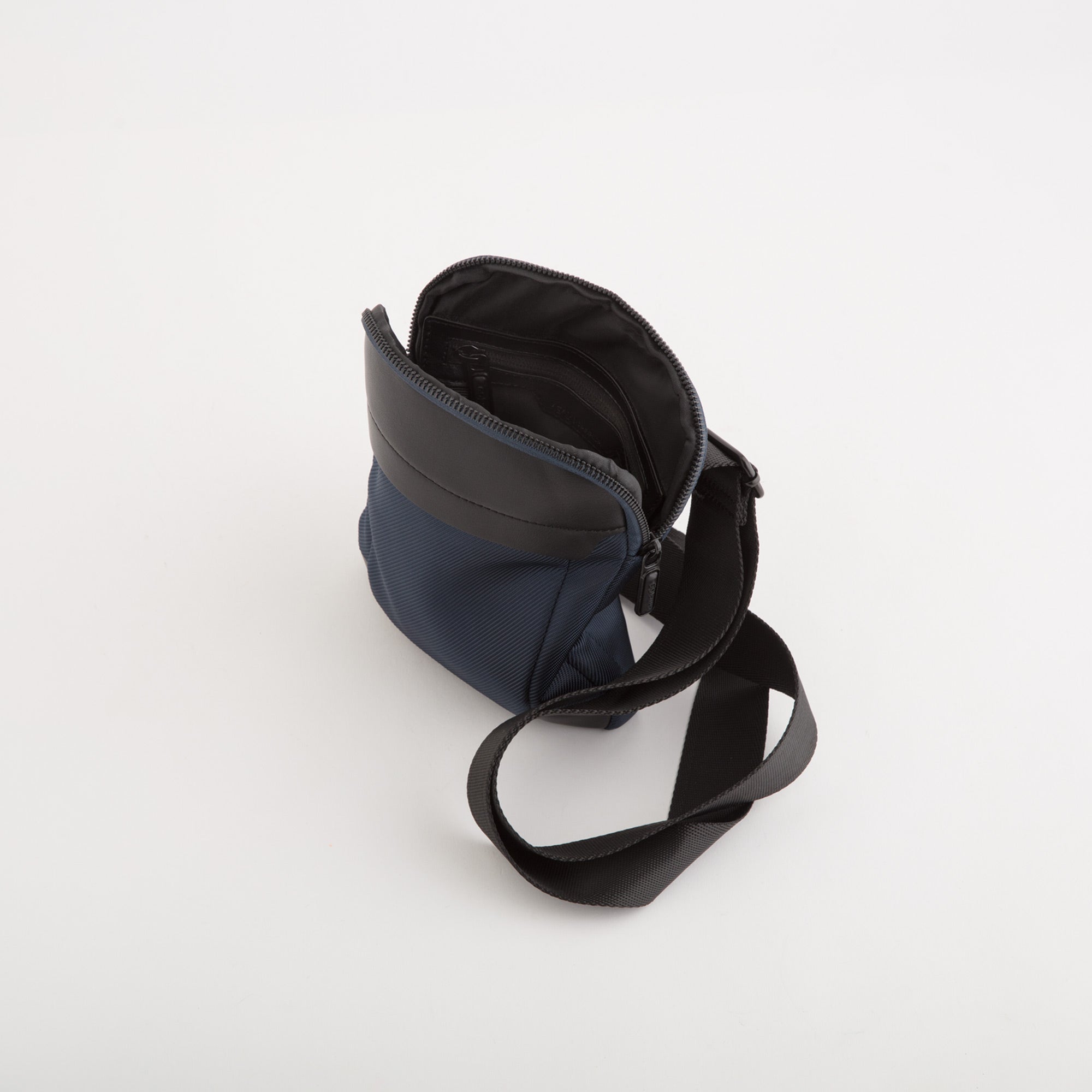 Carpisa Crna Gora – Gregor go - Men's Shoulder Bag – BTD16902446 – Image 9