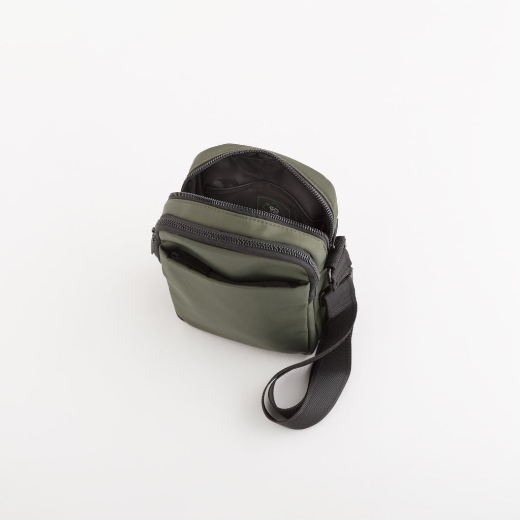 Carpisa Crna Gora – i-Am pro - Men's Shoulder Bag – BTD19705946 – Image 4
