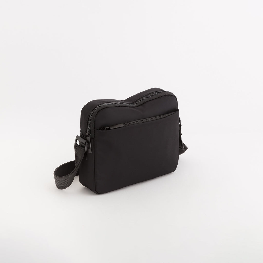 Carpisa Crna Gora – i-Am pro - Men's Shoulder Bag – BTD19707946 – Image 1