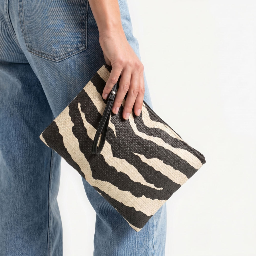 Carpisa Crna Gora – Amboseli v6 - Clutch bag – Natural/Black – BTD41801446 – Image 3