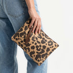 Carpisa Crna Gora – Amboseli v6 - Clutch bag – Natural Moka – BTD41802446 – Image 3