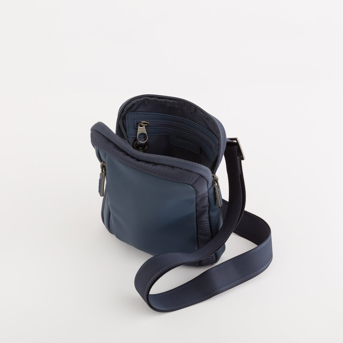 Carpisa Crna Gora – Bradley go - Men's Shoulder Bag – BTD55403546 – Image 6