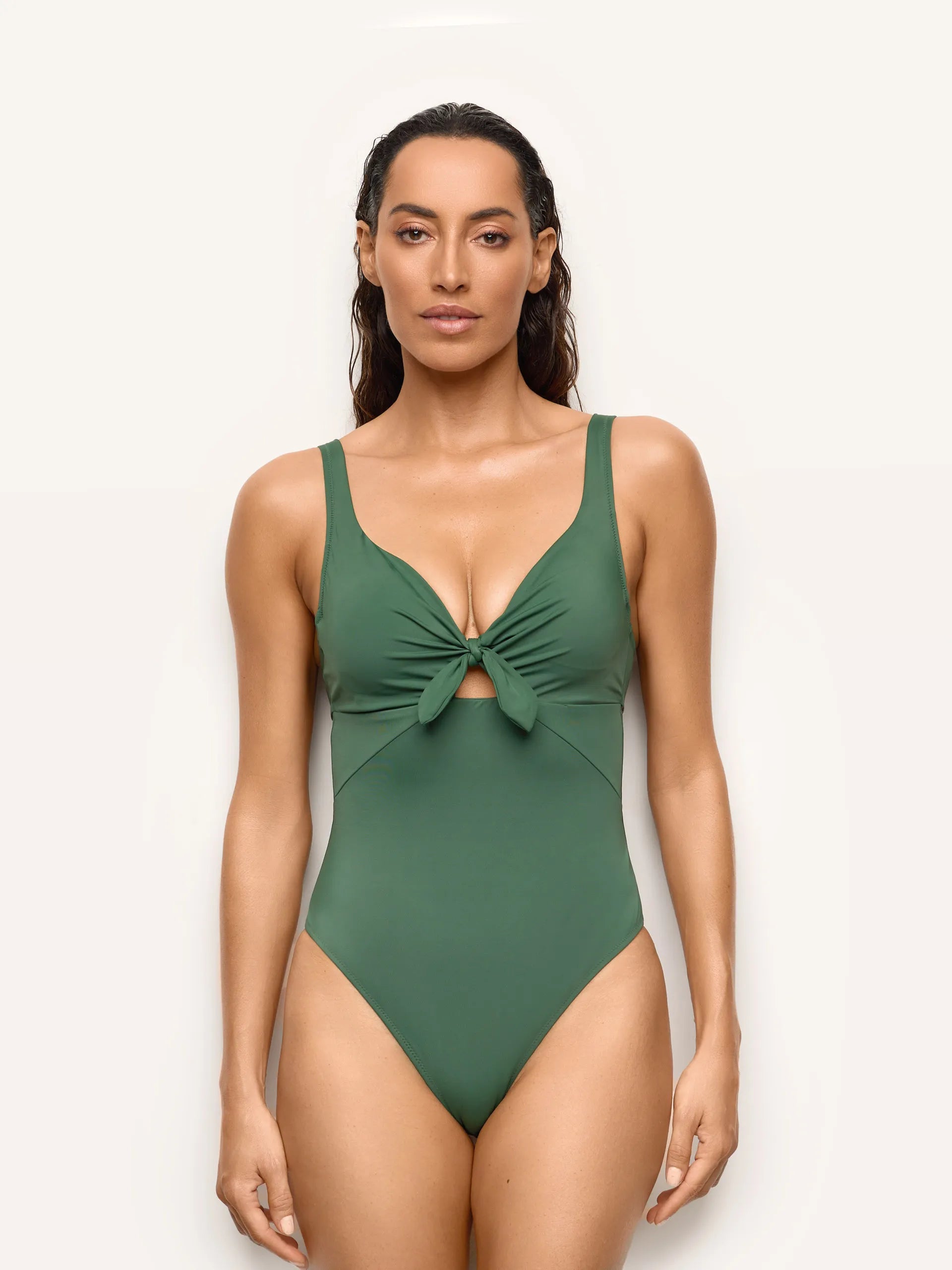 Yamamay Montenegro Shaping padded one-piece swims | CCID192004_237_02.jpg